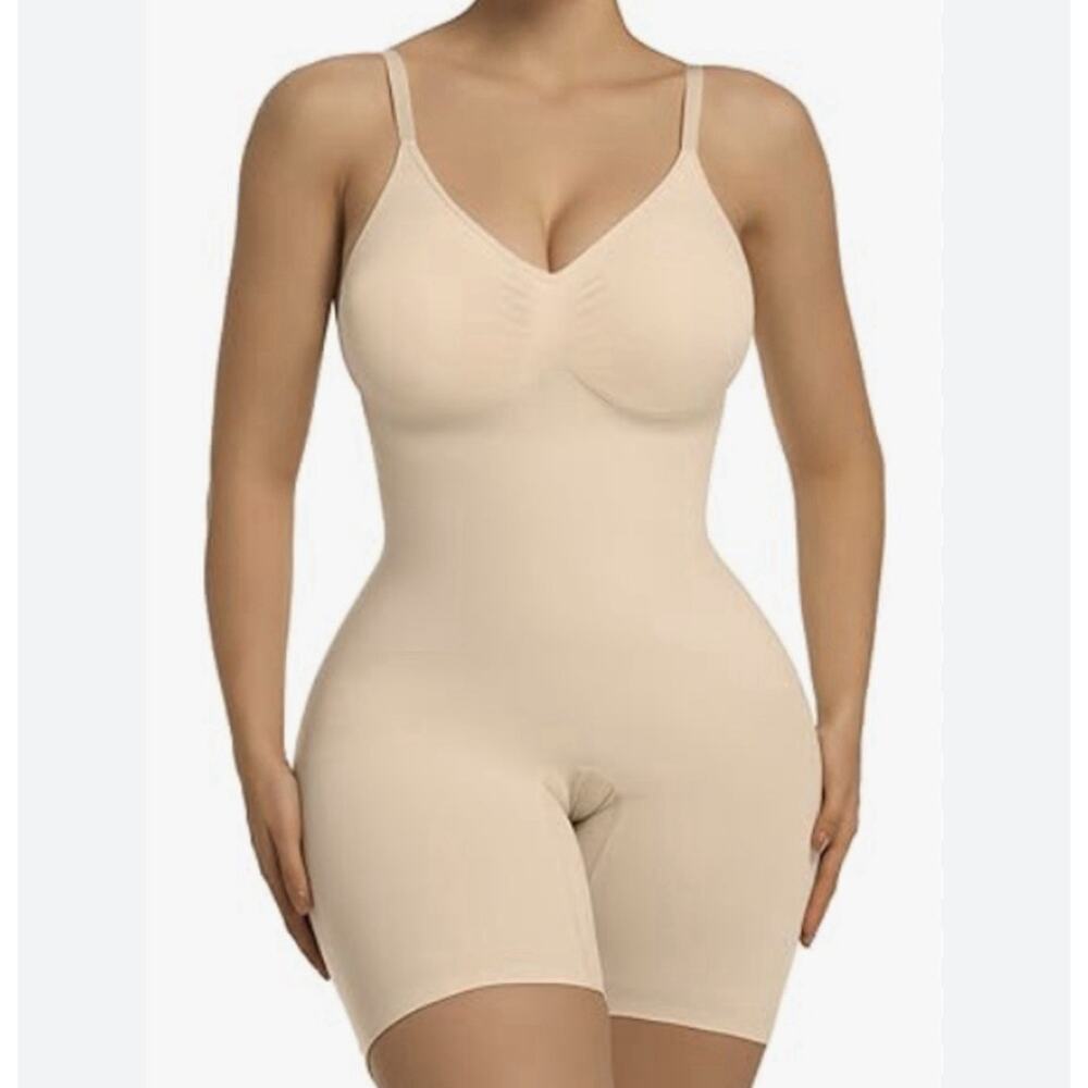 Sensil Women's Full Body Shaper Nude Seamless Invisible Shapewear NWT Size M/L